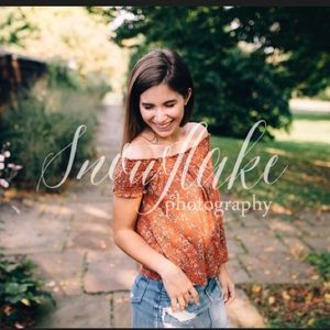 Meet your Posher, Lena